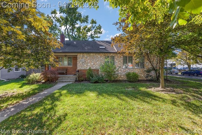 property at 810 Chestnut St