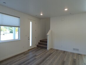 1039 Spartan Ave in Berthoud, CO - Building Photo - Building Photo