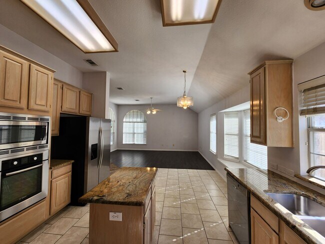 8032 Slide Rock Rd in Fort Worth, TX - Building Photo - Building Photo