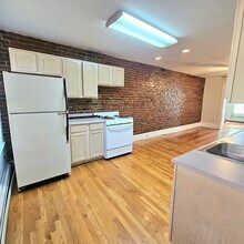 4 Mead St in Boston, MA - Building Photo - Building Photo