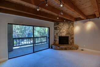 861 Southwood Blvd in Incline Village, NV - Building Photo - Building Photo