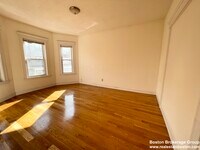 19 Eastman St photo'