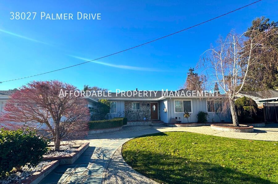 38027 Palmer Dr in Fremont, CA - Building Photo