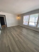3737 Morgan Ford Rd in St. Louis, MO - Building Photo - Building Photo