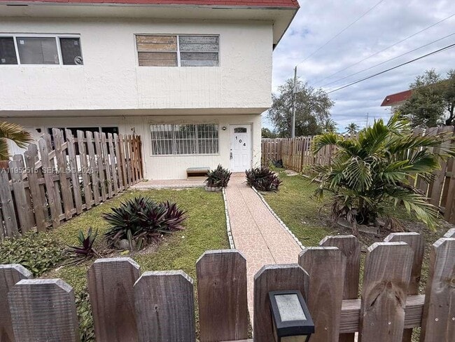 property at 1520 NE 151st St