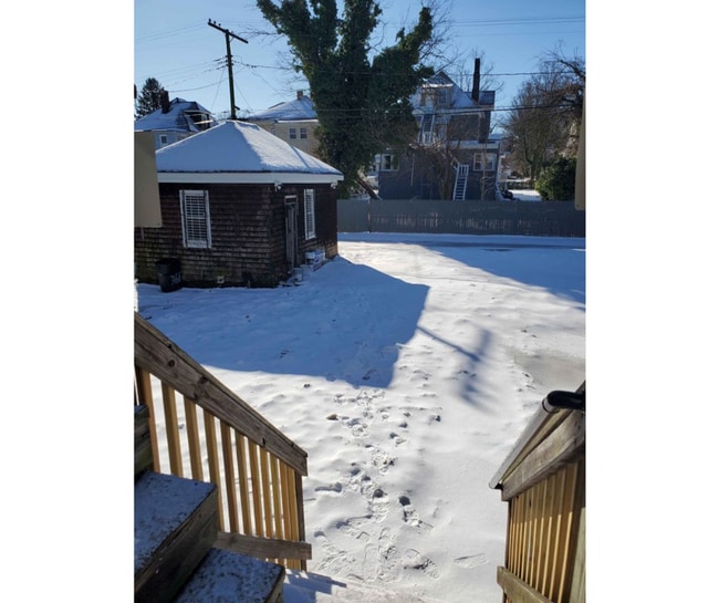 3617 Springdale Ave in Baltimore, MD - Foto de edificio - Building Photo