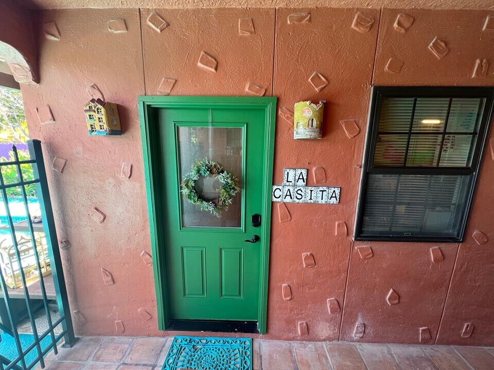 101 W Madison St in Port Isabel, TX - Foto de edificio