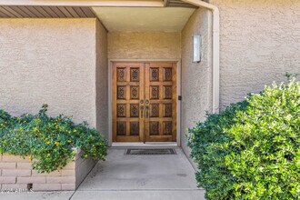 25236 S Mohawk Dr in Sun Lakes, AZ - Building Photo - Building Photo