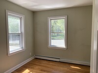 7 High Street Pl, Unit 1 in Brookline, MA - Foto de edificio - Building Photo