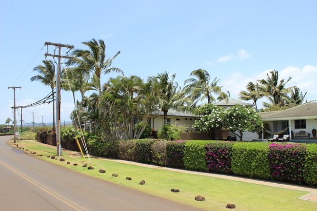 2596 Hoonani Rd in Koloa, HI - Building Photo - Building Photo