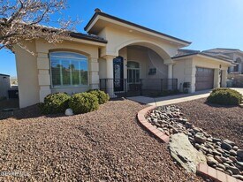 6713 Capitan Ridge in El Paso, TX - Building Photo