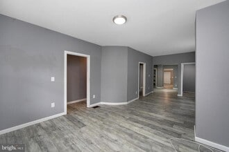 133 E Federal St in Burlington, NJ - Building Photo - Building Photo