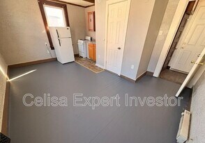 1013 Stophlet St in Fort Wayne, IN - Building Photo