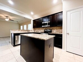 9109 Wayne St in Cross Roads, TX - Building Photo - Building Photo
