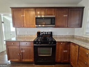 1487 Woodfern Dr in Decatur, GA - Building Photo - Building Photo