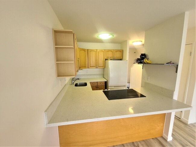 property at 350 Aoloa St