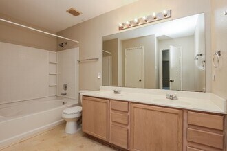 75284 Cisco Valley Dr in Round Rock, TX - Building Photo - Building Photo