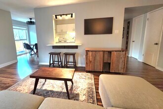 9 Armstrong St in Ottawa, ON - Building Photo - Building Photo