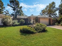 4318 Pinewood Park Dr in Houston, TX - Building Photo - Building Photo