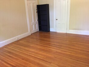 429 Marlborough St, Unit 3B in Boston, MA - Foto de edificio - Building Photo