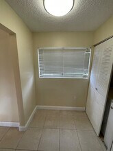 9490 Palm Cir S in Pembroke Pines, FL - Building Photo - Building Photo
