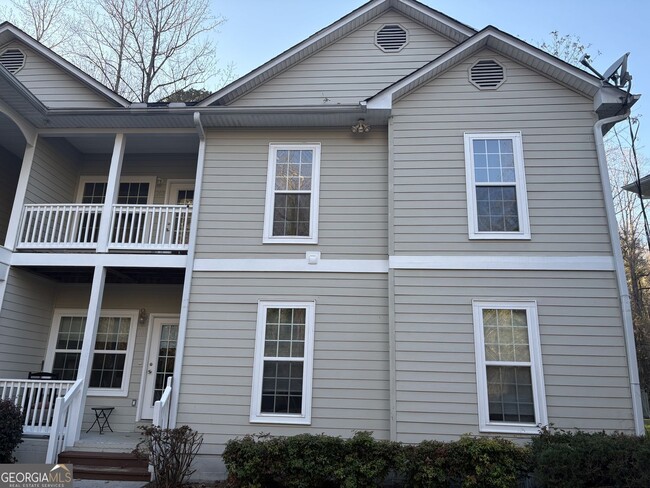 property at 74 Lockerbie Ct