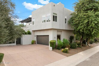 7613 E Vía Del Reposo in Scottsdale, AZ - Building Photo - Building Photo