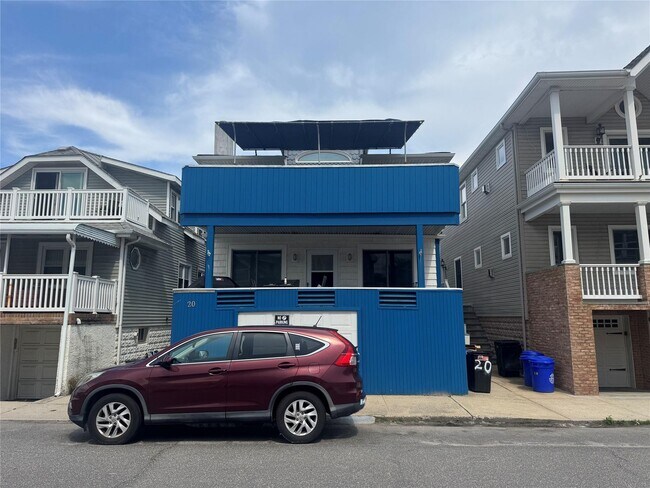 20 Illinois Ave in Long Beach, NY - Building Photo - Building Photo