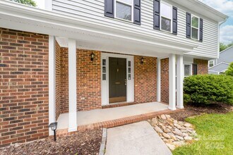 616 Silversmith Ln in Charlotte, NC - Building Photo - Building Photo