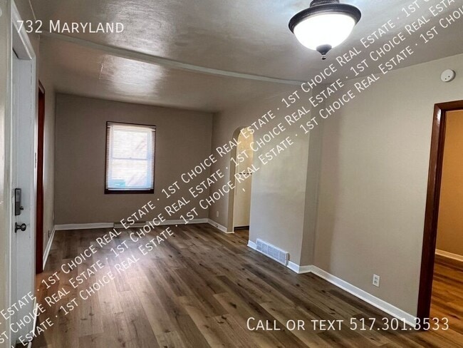 732 Maryland Ave in Lansing, MI - Building Photo - Building Photo