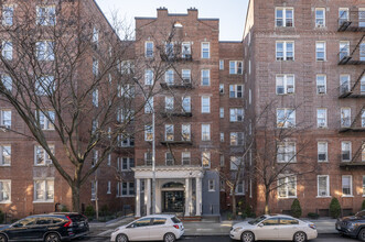 252 74th St in Brooklyn, NY - Building Photo - Building Photo