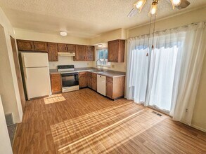 3804 Oro Blanco Dr in Colorado Springs, CO - Building Photo - Building Photo