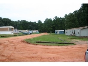 Rowe's Roost Mh Park in Hephzibah, GA - Foto de edificio - Other