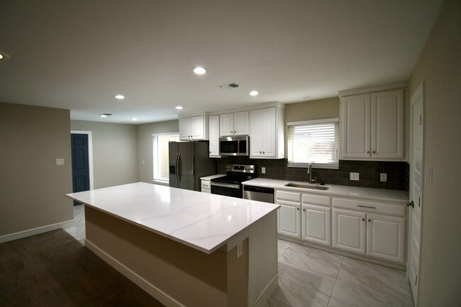 property at 213 E Scotland Dr