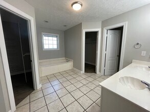 287 Foxworth Dr in Jackson, TN - Building Photo - Building Photo