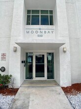 500 NE 29th St, Unit 703 in Miami, FL - Foto de edificio - Building Photo