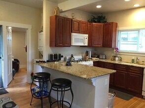 932 Grandview Ave in Boulder, CO - Building Photo - Building Photo