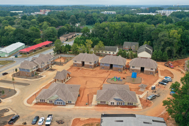 Thompson Square in Lawrenceville, GA - Foto de edificio - Building Photo