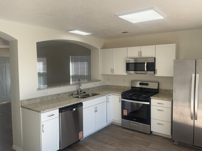 1008 Desert Paintbrush Loop in Rio Rancho, NM - Building Photo - Building Photo