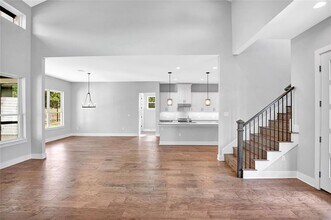 3018 Sunridge Dr in Austin, TX - Building Photo - Building Photo