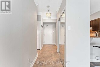 545 St. Laurent Blvd in Ottawa, ON - Building Photo - Building Photo