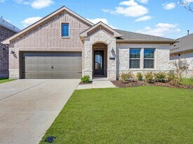 752 Waterhouse Lk Dr in Anna, TX - Building Photo