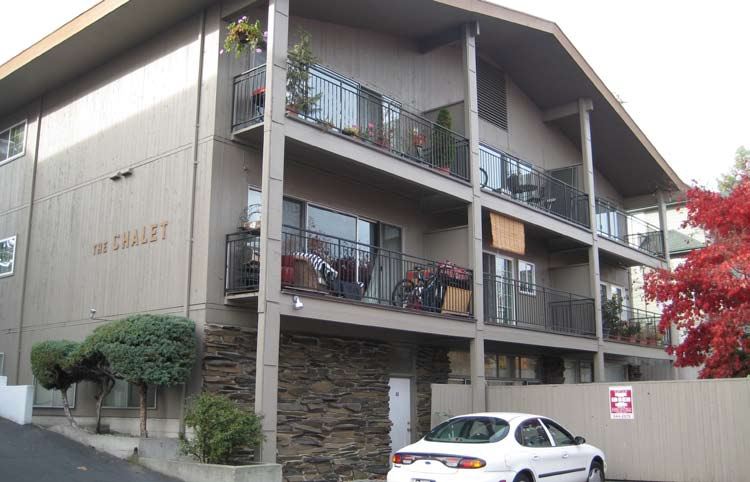 The Chalet in Bellevue, WA - Building Photo