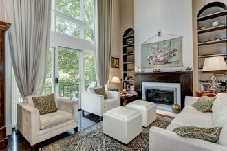 3919 Georgetown Ct NW in Washington, DC - Building Photo - Building Photo