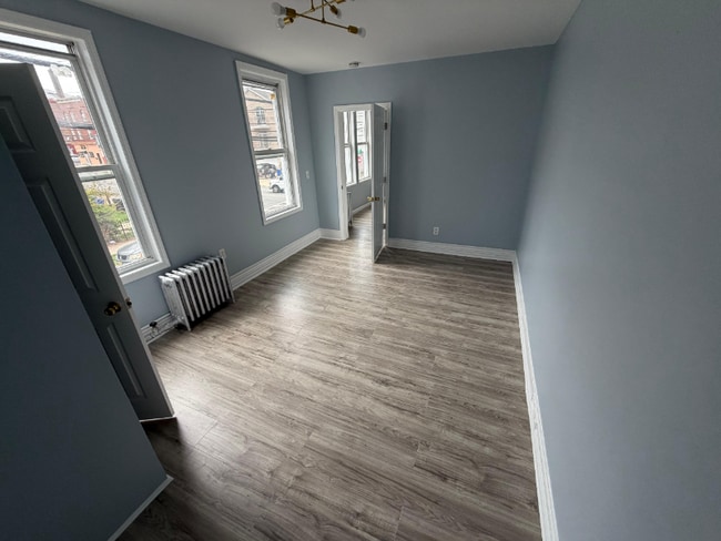 286 Sussex Ave in Newark, NJ - Foto de edificio - Building Photo