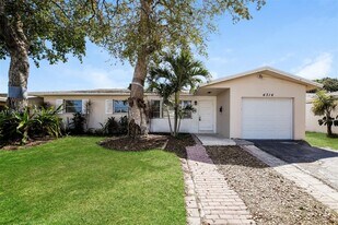 4314 Taft St in Hollywood, FL - Building Photo