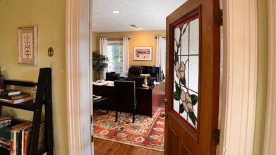 1710 N State St in Jackson, MS - Foto de edificio - Building Photo