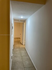 10441 Mahogany Key Cir in Miami, FL - Building Photo - Building Photo