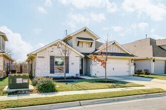 201 Crimson Rose Ct in Liberty Hill, TX - Building Photo - Building Photo