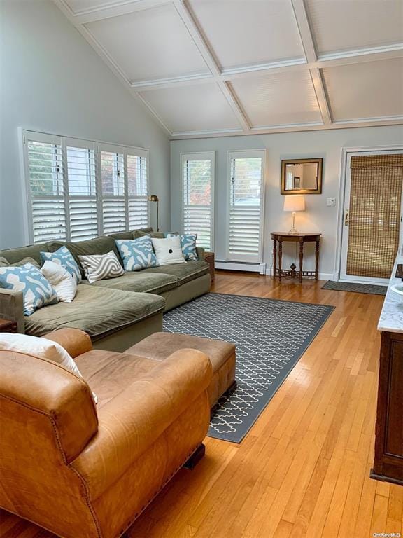 6 Lynn Ct in Hampton Bays, NY - Building Photo - Building Photo